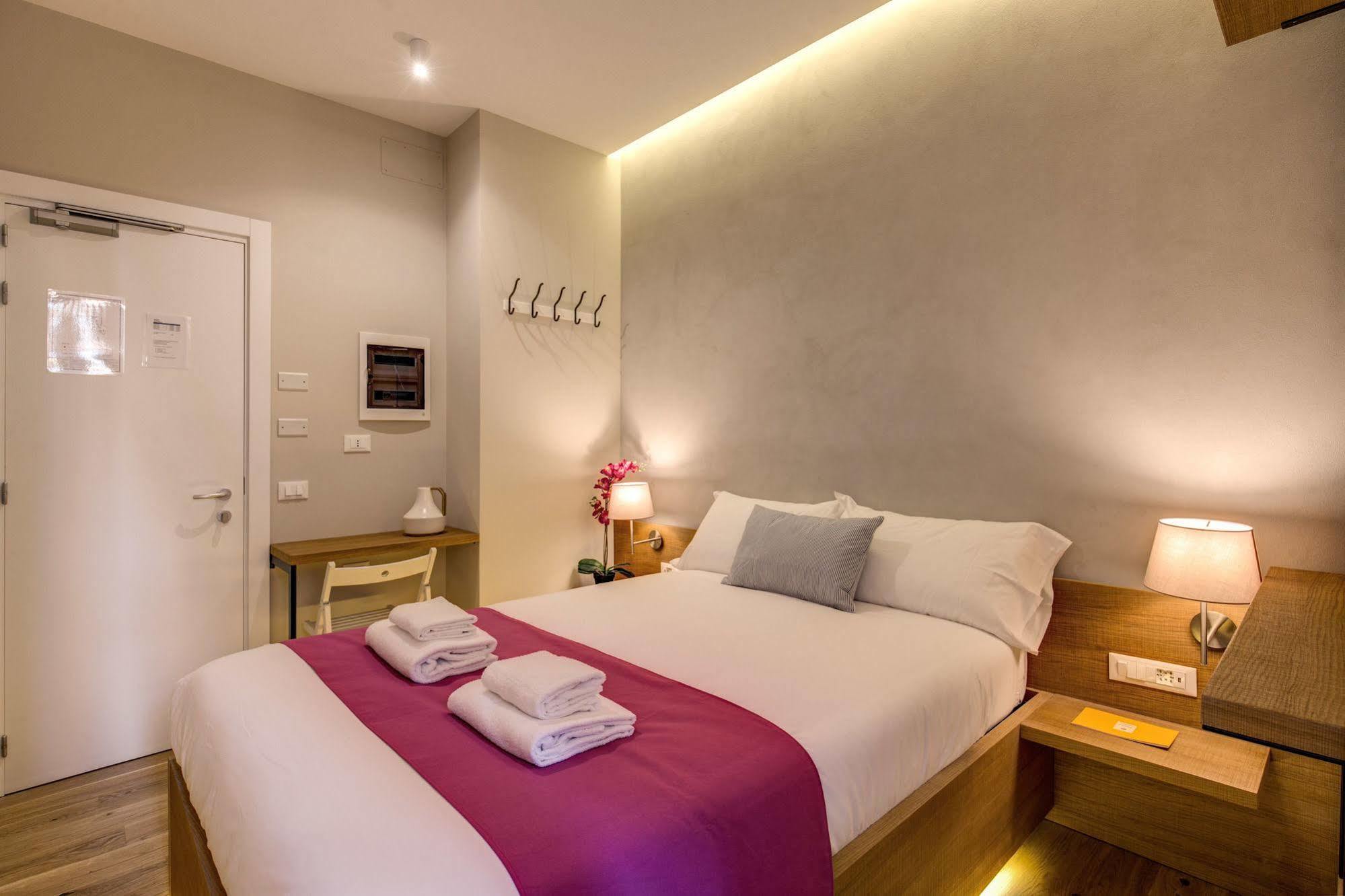 The Spanish Suite Campo De' Fiori Roma Exterior foto