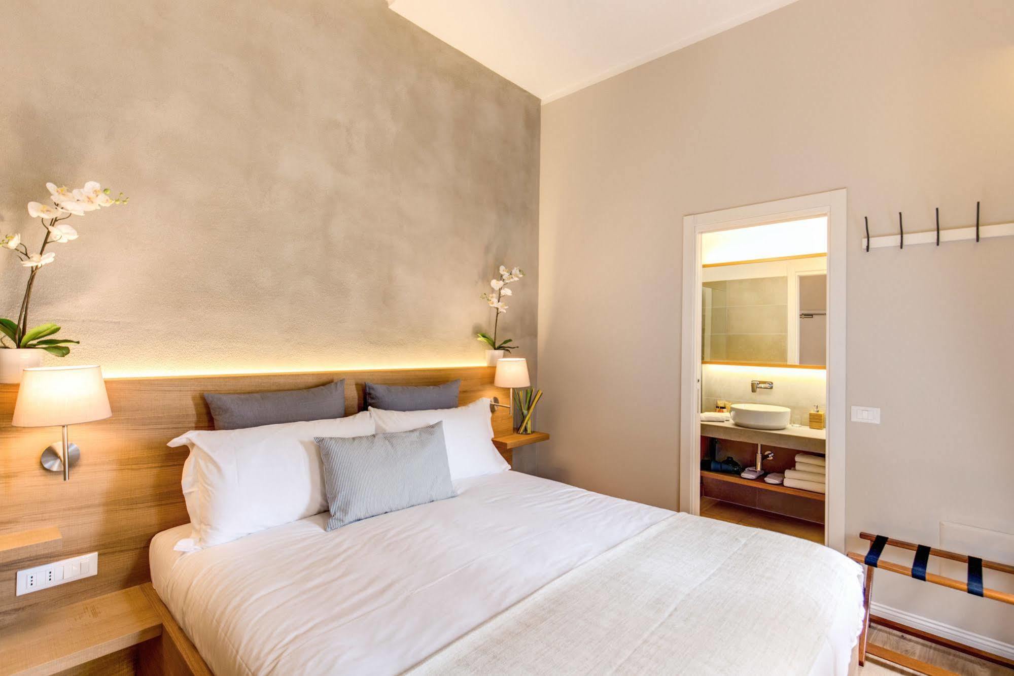The Spanish Suite Campo De' Fiori Roma Exterior foto