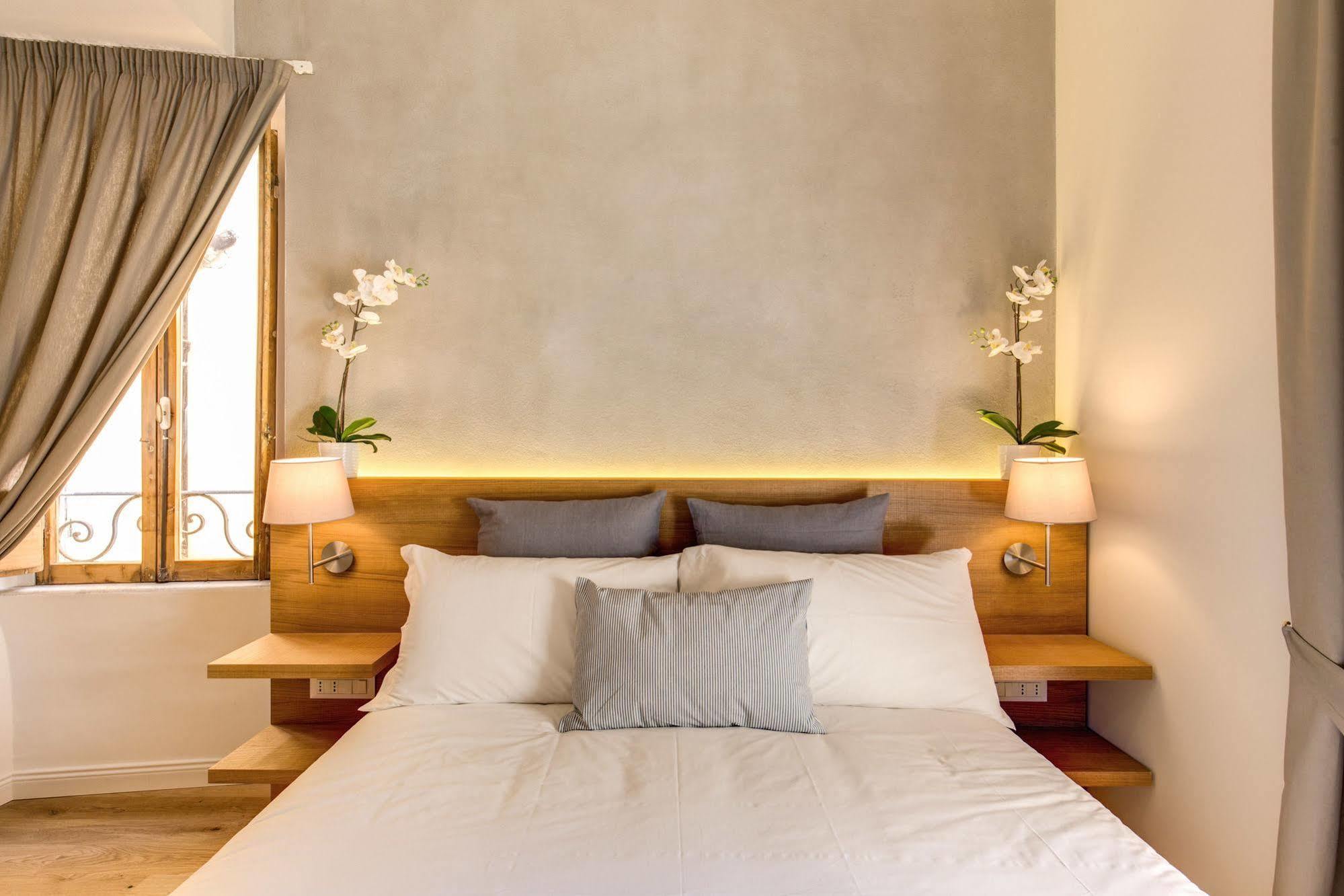 The Spanish Suite Campo De' Fiori Roma Exterior foto